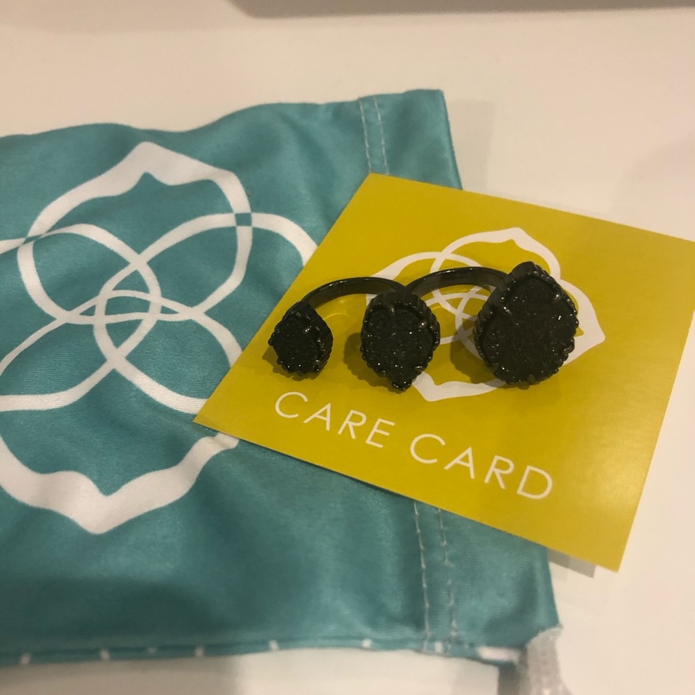 Kendra Scott Ring size s/m or 6/7 ring size